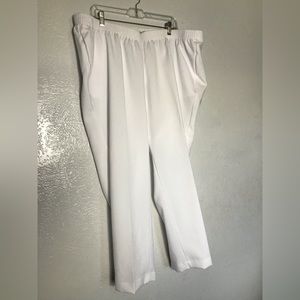 Allison Daley white pant 24w